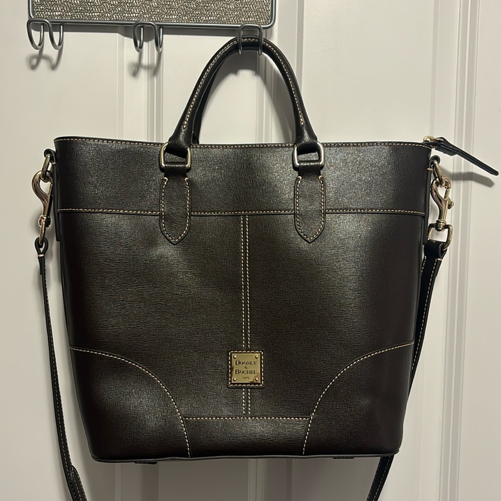 Dooney & Bourke Editor S Tote in Brown